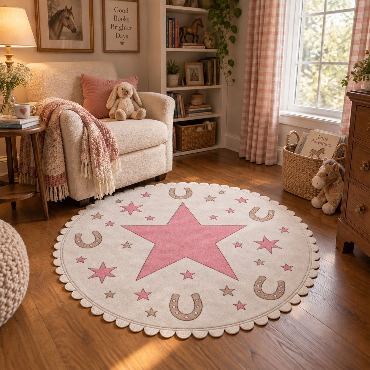 Scalloped Wavy Border Pink Star Round Rug