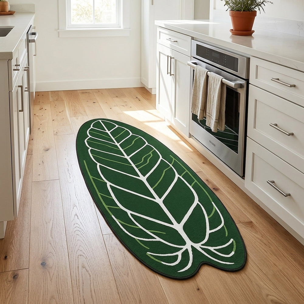 Morrina Forest Green White Art Leaf Rug