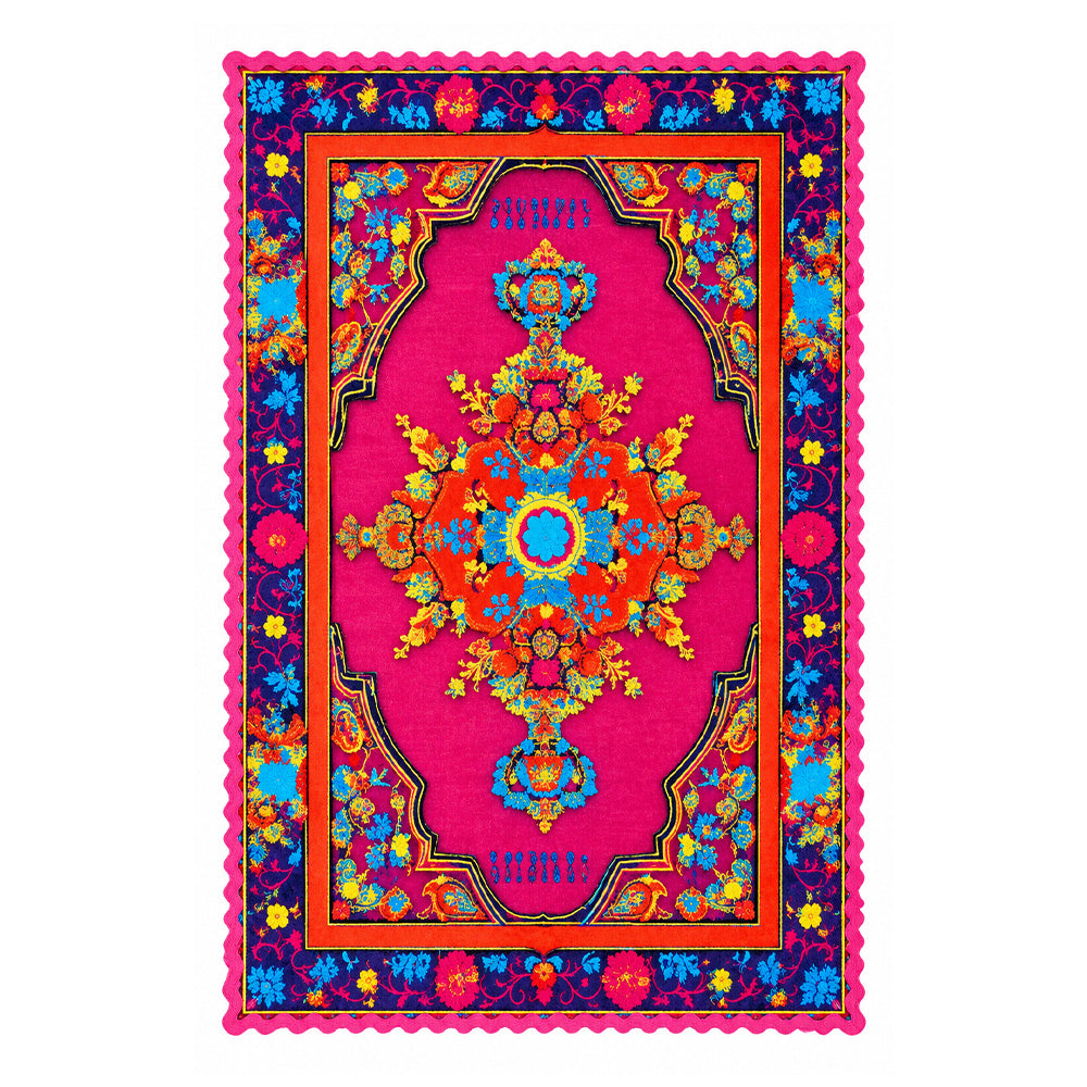 Pink Scalloped Wavy Border Medallion Rug